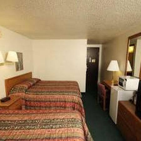 Travelodge Yankton Стая снимка